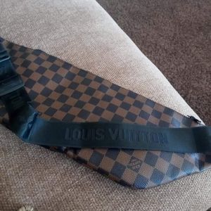 Authentic Louis Vuitton crossbody bag